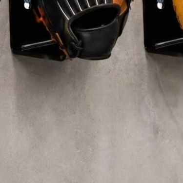 Sports Equipment Gift Ideas - Pomysły na prezenty dla fanów baseballu: